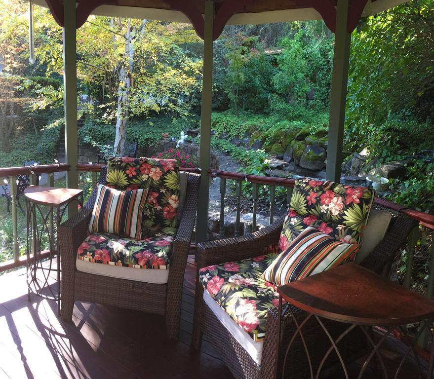 Bed and Breakfast Foothill House Калистога Экстерьер фото